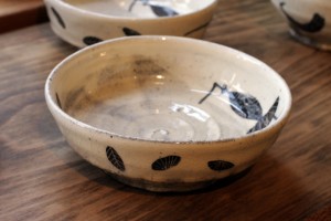 清水 しおり 中鉢 3,150円(税込) 清水 しおり 中鉢 3,150円(税込)