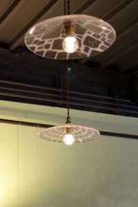 サブロウ　ランプシェード　白　19,950円（税込）