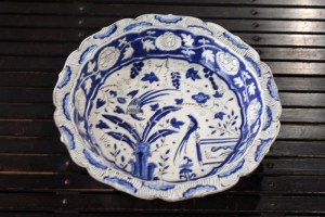 高島 大樹 双鳥草花文稜花鉢 42,000円(税込) 高島 大樹 双鳥草花文稜花鉢 42,000円(税込)