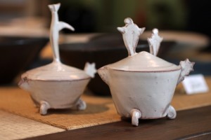 荒賀 文成　粉引水滴　12,600円（税込）