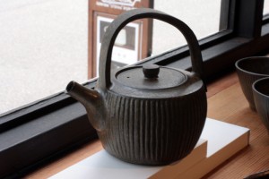 二川 修　しのぎ急須（上手) 茶　15,750円（税込）