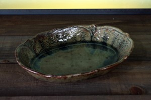 イム・サエム　染付刻文楕円鉢　12,600円（税込）